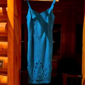 Gorgeous White House Black Market turquoise sleeveless dress. Size 8. Worn once.